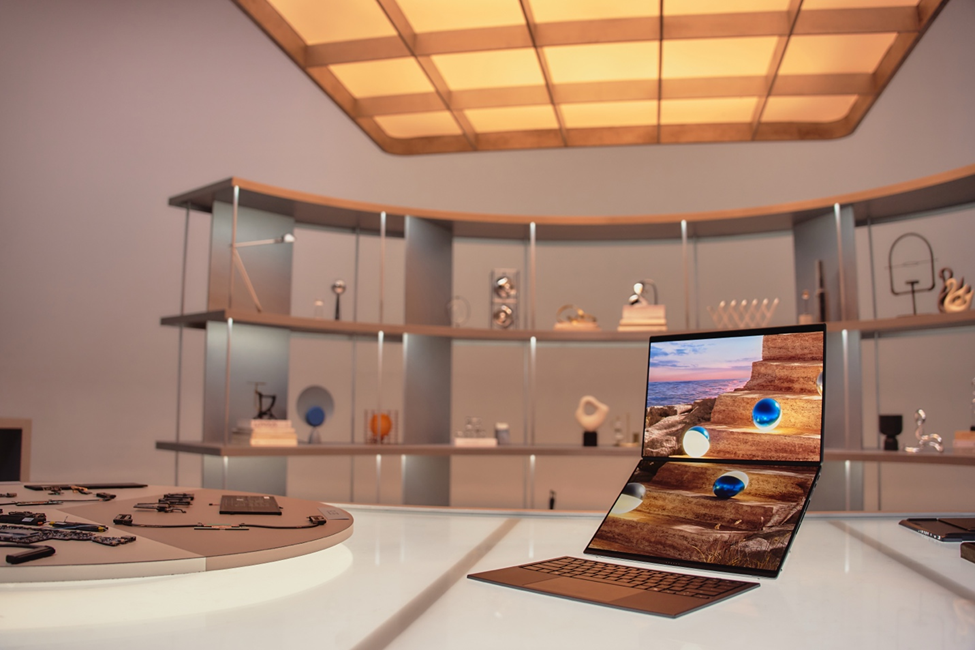 Zenbook DUO (2026) mở đặt trước tại Việt Nam