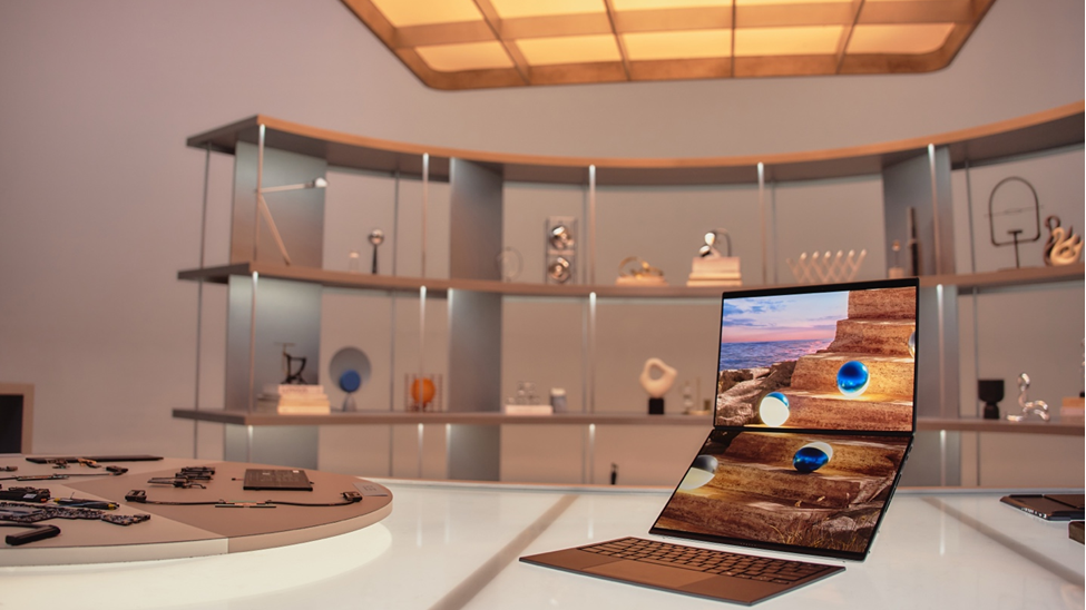 Zenbook DUO (2026) mở đặt trước tại Việt Nam