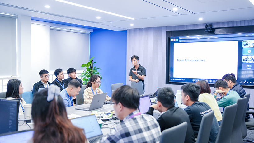 Workshop giữa NTQ và AWS với chủ đề “AI trong vòng đời phát triển phần mềm