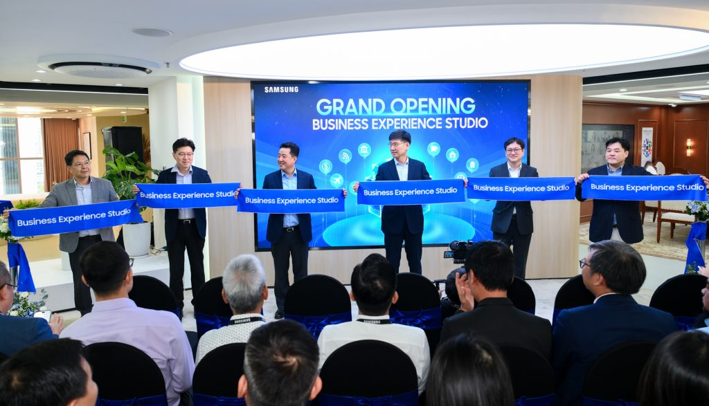 Samsung khai trương không gian trải nghiệm các giải pháp công nghệ doanh nghiệp tại Việt Nam