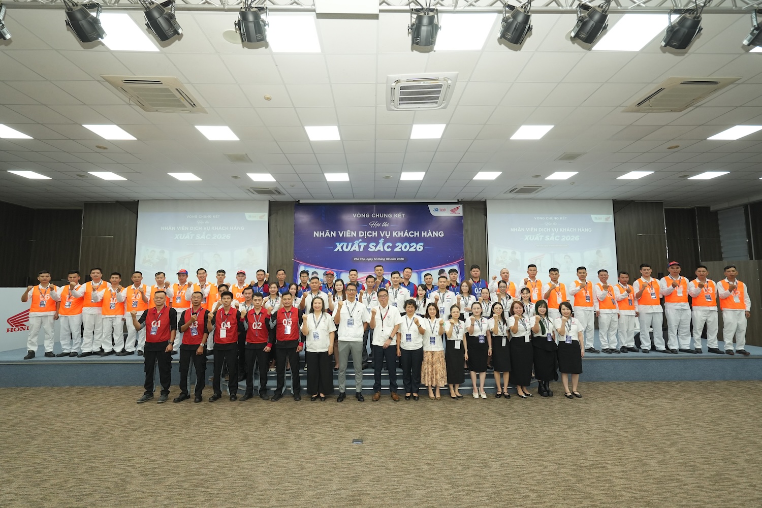 Nhân viên Dịch vụ khách hàng xuất sắc