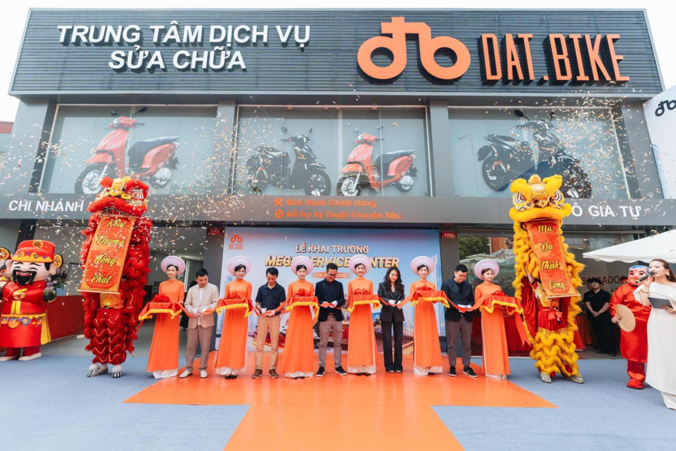 Dat Bike chính thức khai trương Mega Service Center tại Hà Nội