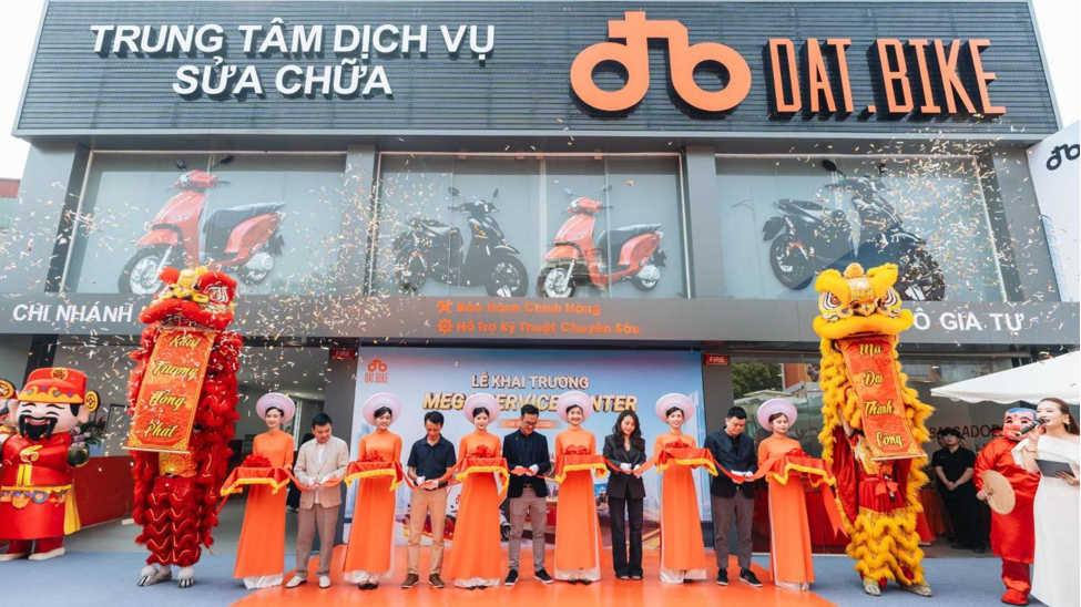 Dat Bike chính thức khai trương Mega Service Center tại Hà Nội