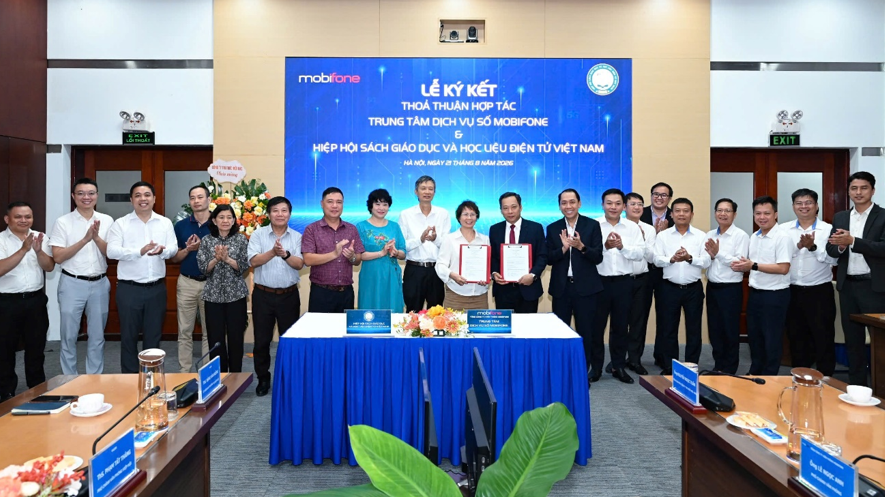 Hợp tác xây dựng Cổng thông tin học tập quốc gia và Kho học liệu mở dùng chung