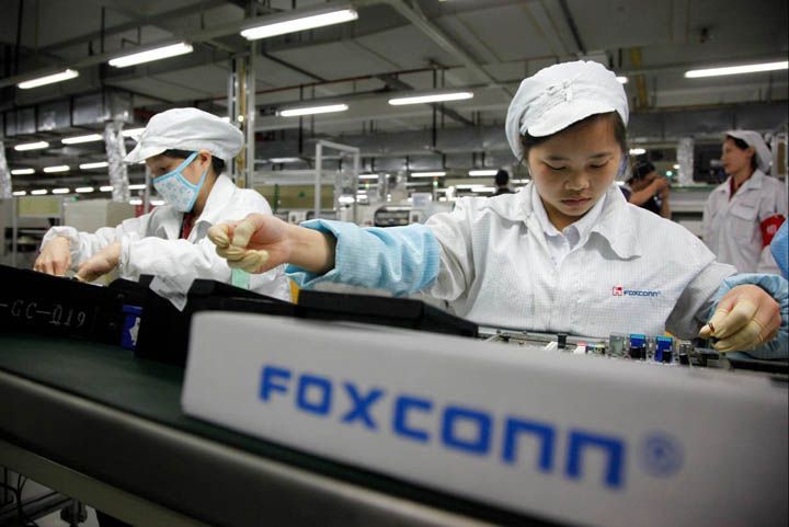 Foxconn hợp tác với NXP Semiconductors để phát triển ô tô điện