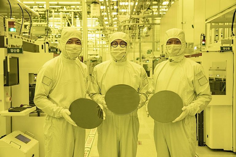 Samsung đã đi trước TSMC trong việc bắt đầu sản xuất chip 3nm