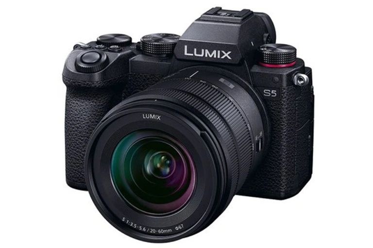Panasonic Lumix S5