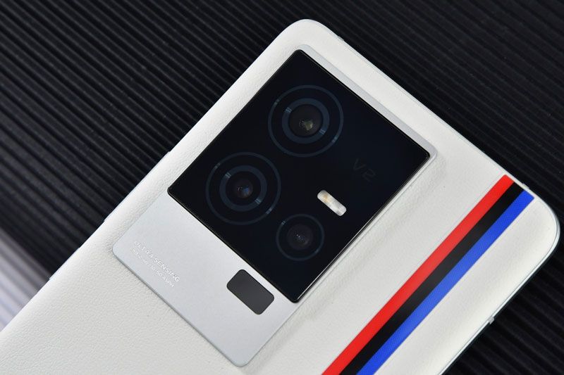 Vivo iQOO 11