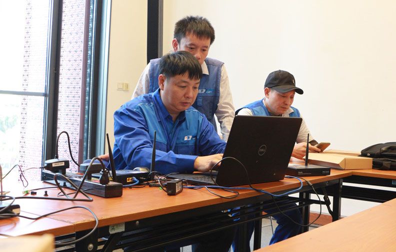 Nhân viên kỹ thuật VNPT luôn sẵn sàng phục vụ Đại hội
