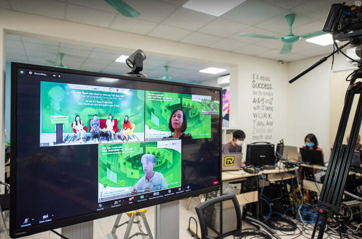 Diễn đàn Thanh niên quản trị Internet Việt Nam 2021