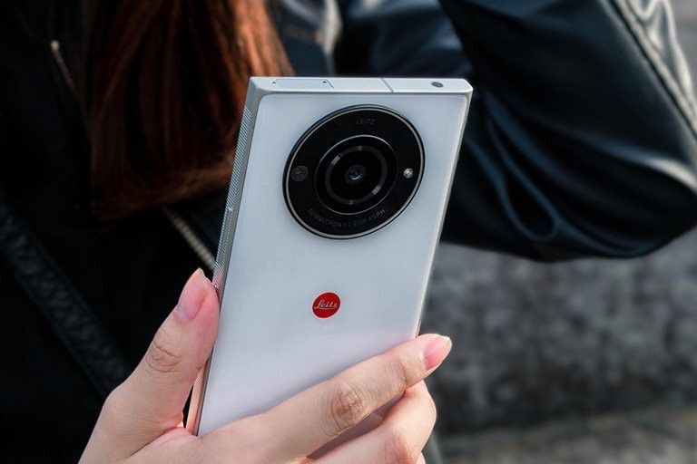 Leica Leitz Phone 2 ra mắt, giá 39.5 triệu đồng