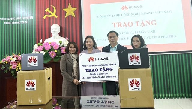 Huawei Việt Nam đưa công nghệ trong giáo dục đến vùng cao