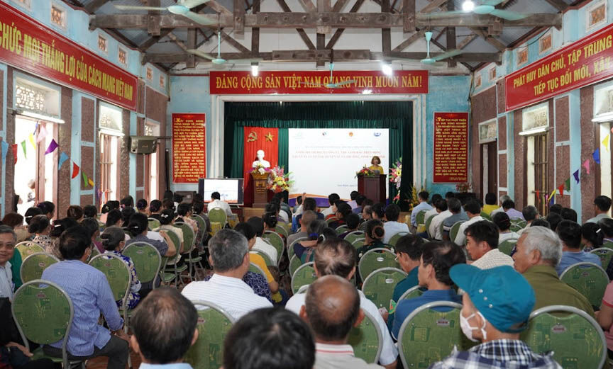 Nam Định công bố thí điểm công cụ thu gom rác trên sông tại huyện Xuân Trường