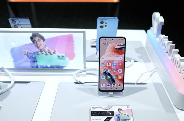 Xiaomi ra mắt bộ đôi smartphone Redmi Note 12 và Note 12 Pro 5G