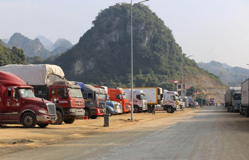 Giảm ùn ứ nông sản tại các cửa khẩu khi nông sản vào vụ
