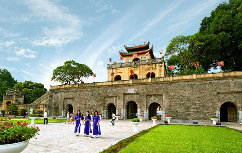 Doanh thu ngành du lịch Hà Nội tăng 74,4% trong sáu tháng năm 2023