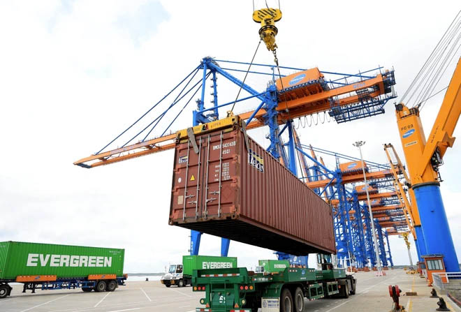Nhận diện động lực tăng trưởng ngành cảng biển và logistics