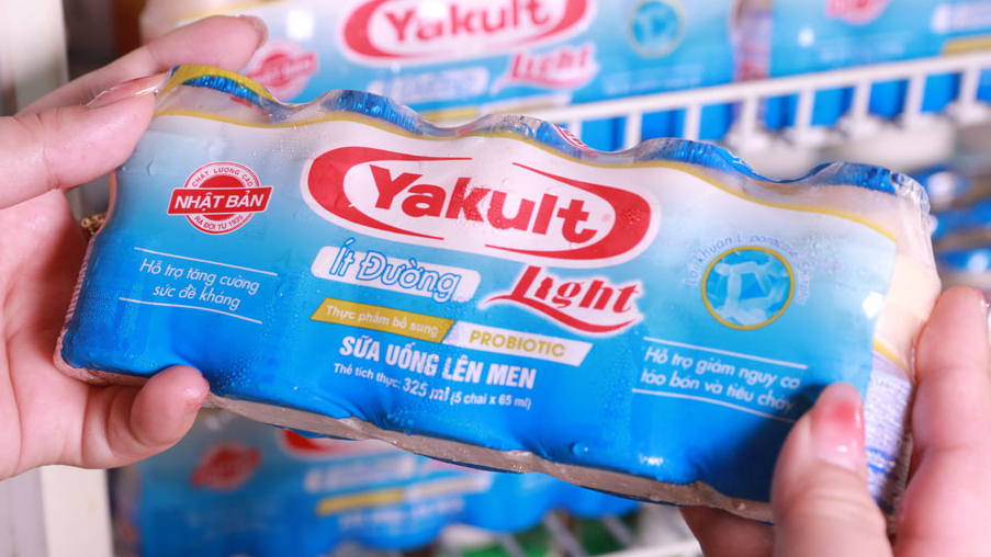 Sữa uống lên men Yakult Light ra mắt thị trường Việt Nam