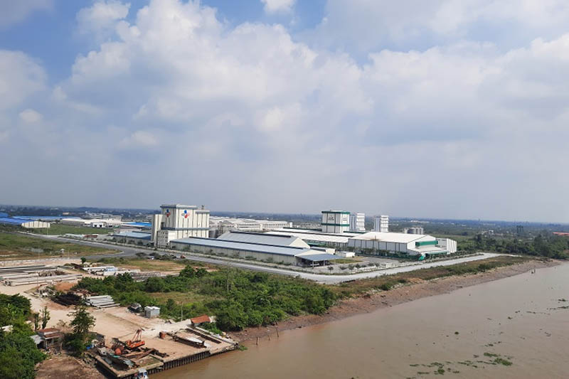 Khu công nghiệp Bình Minh - một trong 2 khu công nghiệp đang hoạt động tại Vĩnh Long, thuận lợi về giao thông cả thủy, bộ và hàng không