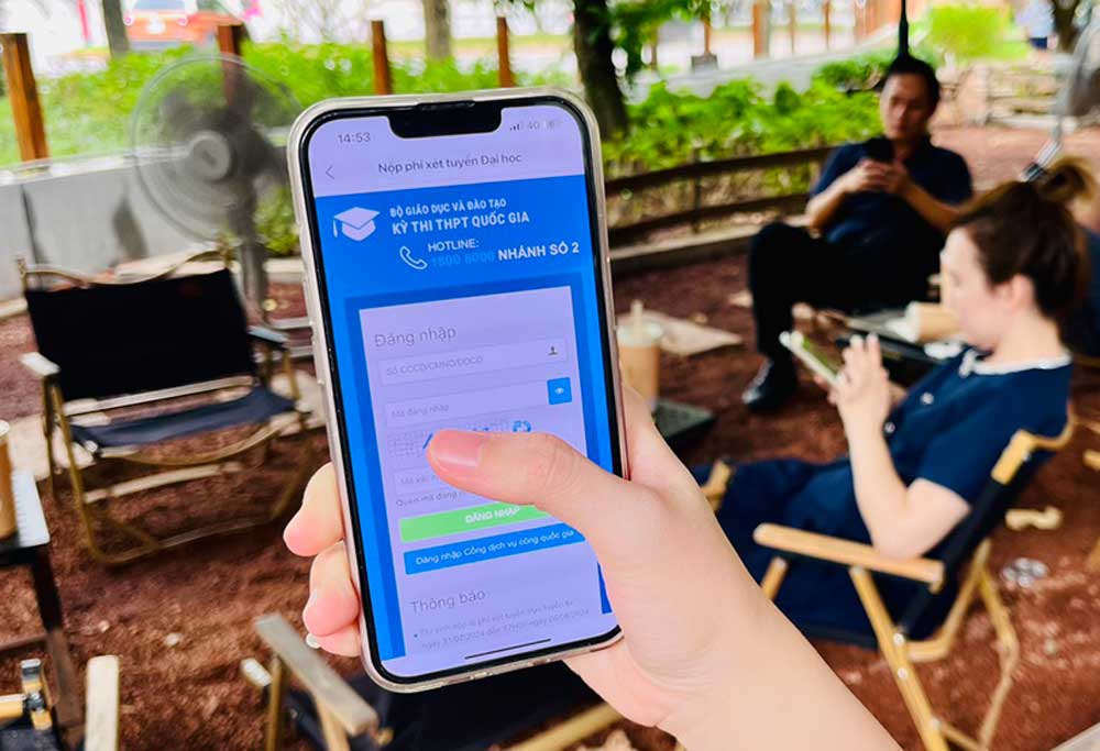 Nộp phí xét tuyển ĐH, CĐ 2024 tiện lợi bằng QR đa năng VNPT Money