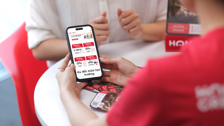 Giải tỏa áp lực tài chính trước thềm năm học mới cùng Home Credit