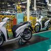 Doanh số xe máy của Honda, Piaggio, Yamaha... sụt giảm mạnh