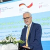 Phát triển nguồn nhân lực phục vụ hành trình chuyển dịch năng lượng