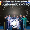 “Xe buýt Solve for Tomorrow” khởi hành để phổ cập kiến thức STEM