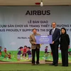 Airbus hỗ trợ nâng cấp cơ sở vật chất giáo dục và sân chơi tại Trường Tiểu học Thi Sơn