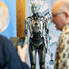 Samsung tăng cường đầu tư vào robot hình người