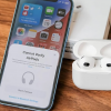 iOS 26.3 giúp iPhone kết nối với mọi tai nghe nhanh như AirPods