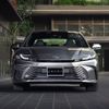 Toyota Camry Hybrid giảm giá 140 triệu đồng
