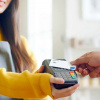 56% người dùng Việt Nam mang ít tiền mặt hơn năm trước