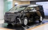 Toyota Alphard 2024 có mặt tại Việt Nam, giá 4,37 tỉ đồng