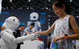 Trung Quốc muốn sản xuất hàng loạt robot hình người vào năm 2025