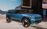 Xe SUV thuần điện Kia EV9 lộ diện, chuẩn bị ra mắt