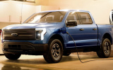 Ô tô điện Ford F-150 Lightning Pro liên tục tăng giá