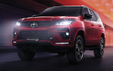 Toyota Fortuner 2023 tiếp tục rò rỉ thông tin trước khi trình làng