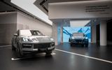 Cận cảnh Porsche Cayenne 2024 giá thấp nhất 5,56 tỷ đồng vừa "chào sân"