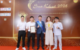 Top AiChat ghi dấu ấn tại lễ trao giải Sao Khuê 2026