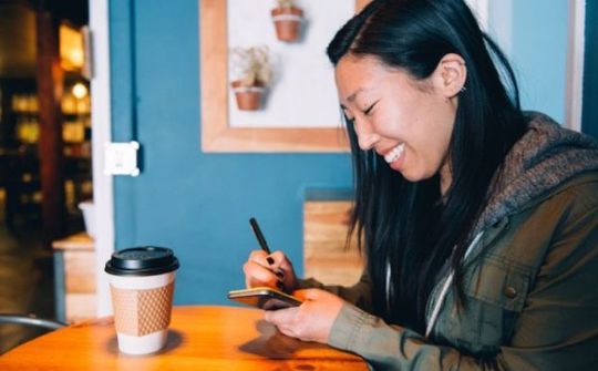 Độc đáo ốp lưng ghi chú dành cho iPhone
