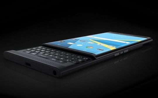 [VIDEO] Thử độ bền của BlackBerry Priv