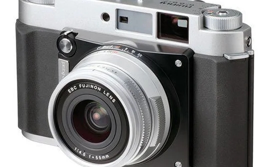 Fujifilm quay về phân khúc máy ảnh phổ thông
