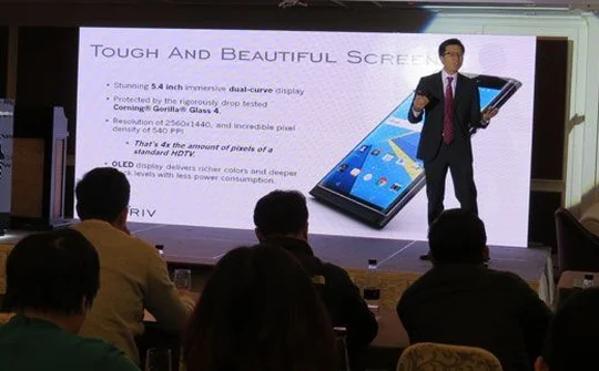 Ngày 5/12, BlackBerry Priv lên kệ tại Việt Nam