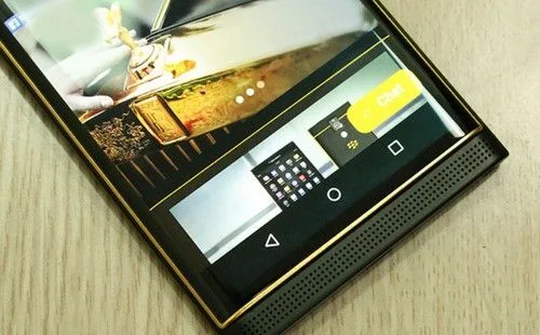 BlackBerry Priv phiên bản mạ vàng giá gần 30 triệu đồng