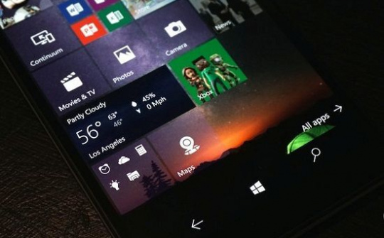 Smartphone Microsoft thế hệ mới sẽ có Continuum?