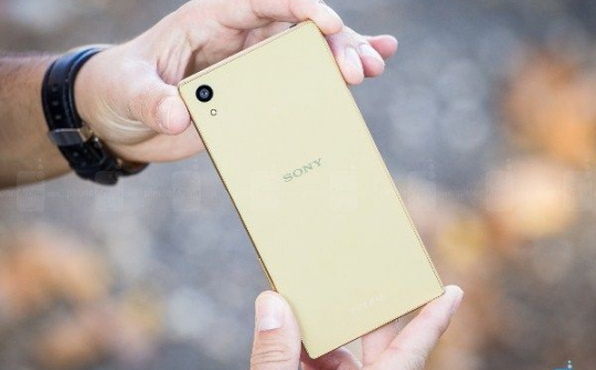 Những smartphone 2 SIM nổi bật 2015