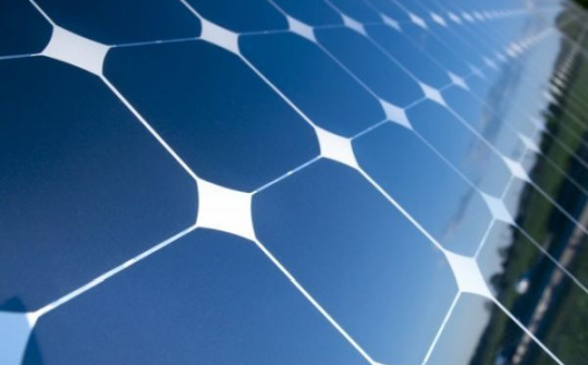 Dân Mỹ "sợ" pin mặt trời hút hết năng lượng!