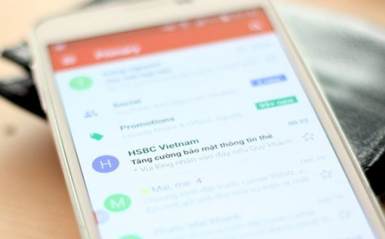 Cảnh báo mất thông tin thẻ ngân hàng dịp cuối năm