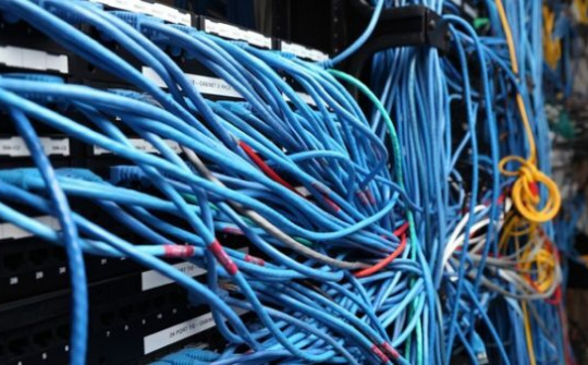 Nhiều cơ quan chính phủ Mỹ bị cài phần mềm độc hại vào hệ thống